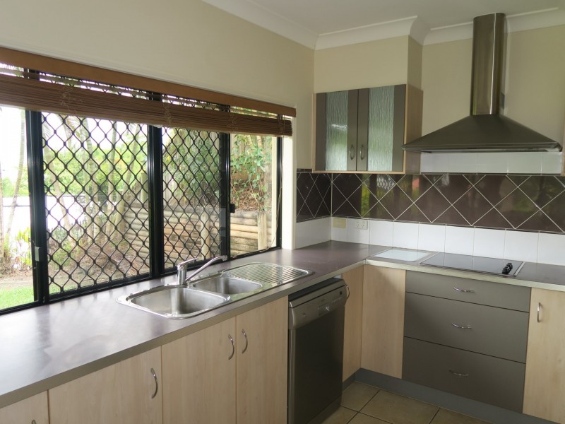 5 Findlay Street, Brinsmead QLD 4870