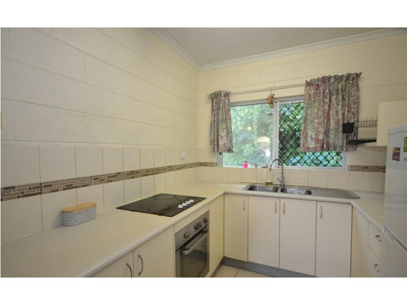 27/52 Pease Street, Manoora QLD 4870