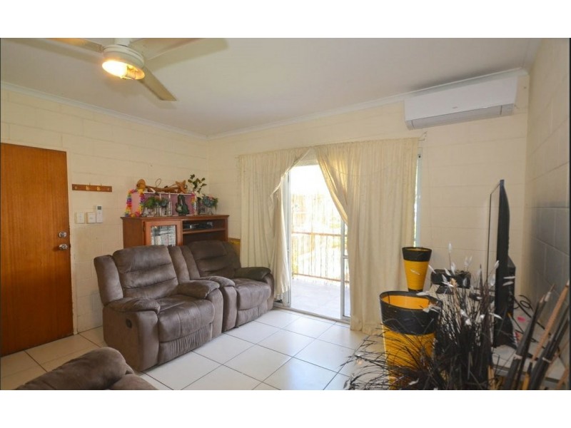27/52 Pease Street, Manoora QLD 4870