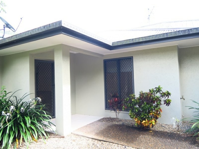 5 Dwyer Place, Redlynch QLD 4870