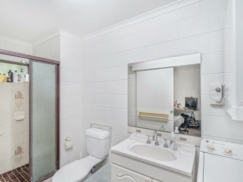 37/439-443 Severin Street, Manunda QLD 4870