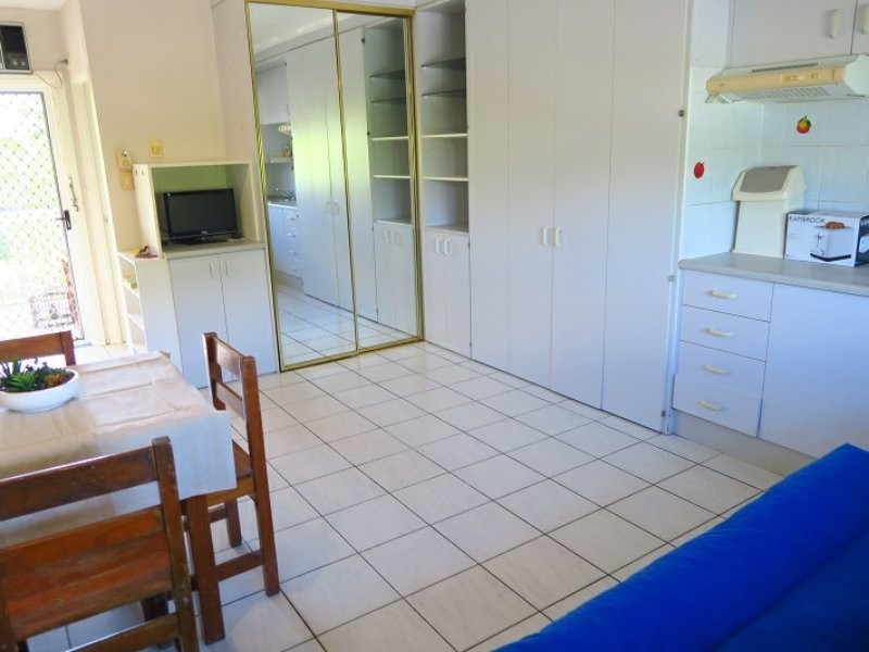 25/4 Chester Court, Manunda QLD 4870