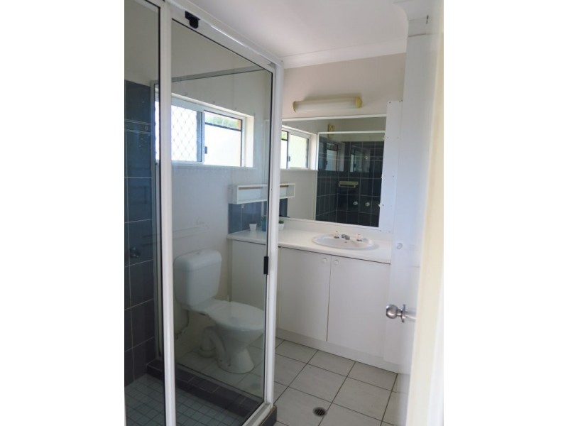 25/4 Chester Court, Manunda QLD 4870