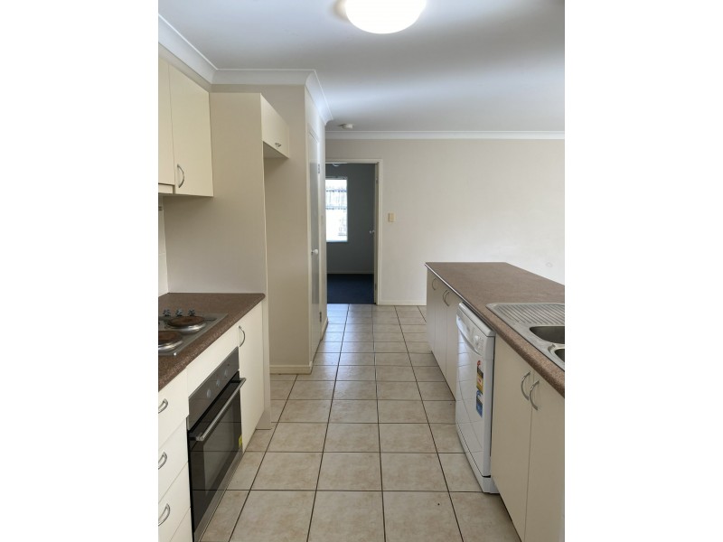 16 Messina Close, Kanimbla QLD 4870