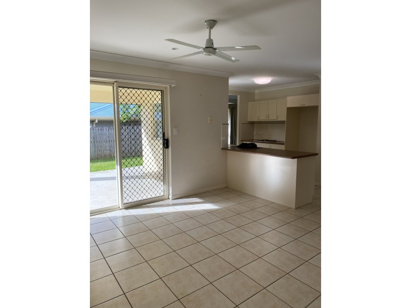 16 Messina Close, Kanimbla QLD 4870