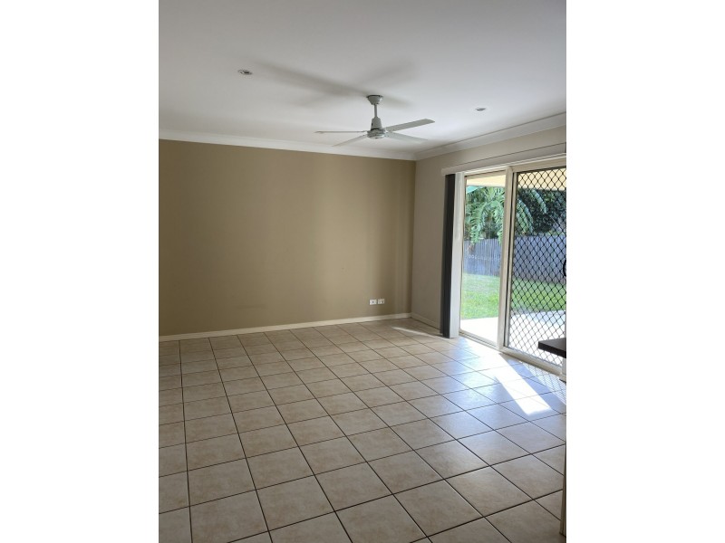 16 Messina Close, Kanimbla QLD 4870