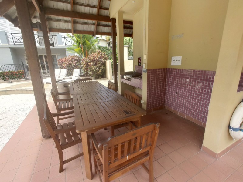 1212/2 Greenslopes Street, Cairns North QLD 4870