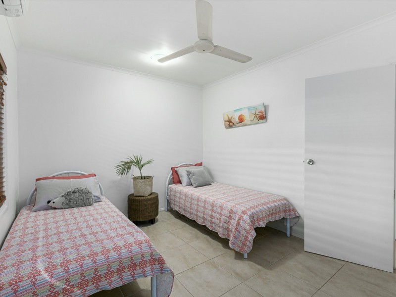 17 Conch Close, Trinity Beach QLD 4879