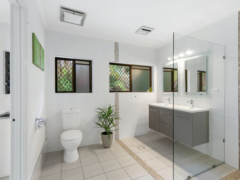 17 Conch Close, Trinity Beach QLD 4879