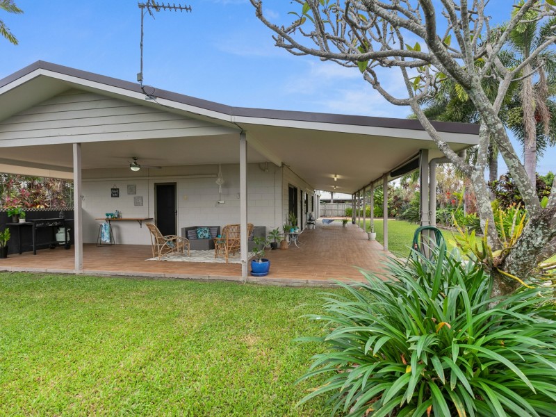 17 Conch Close, Trinity Beach QLD 4879