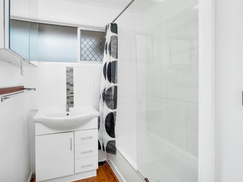 3 Brant Close, Manoora QLD 4870