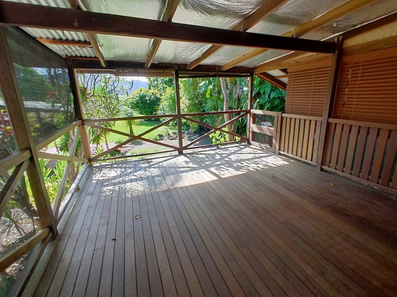 288 Kamerunga Road, Freshwater QLD 4870