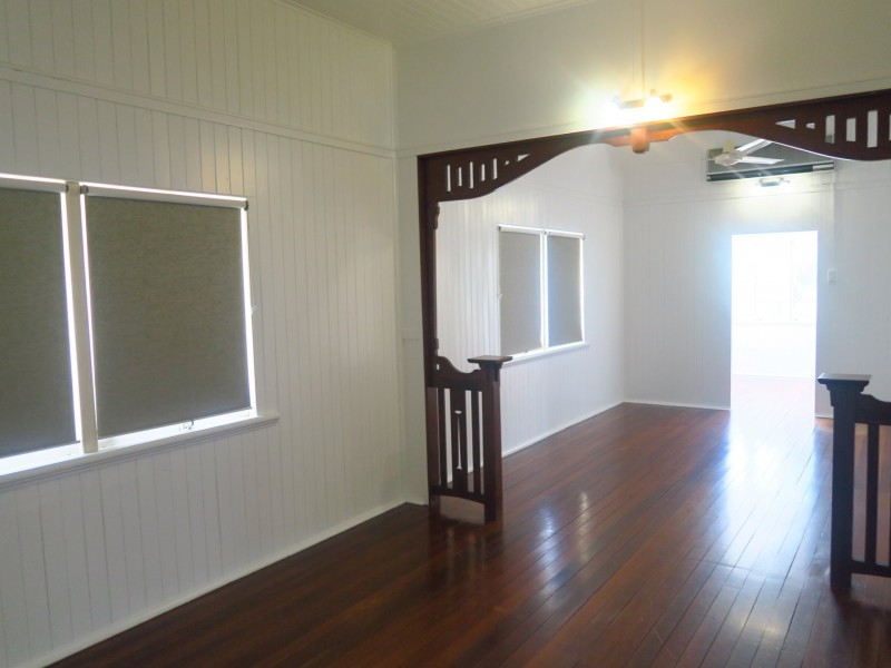 320 Pease Street, Edge Hill QLD 4870