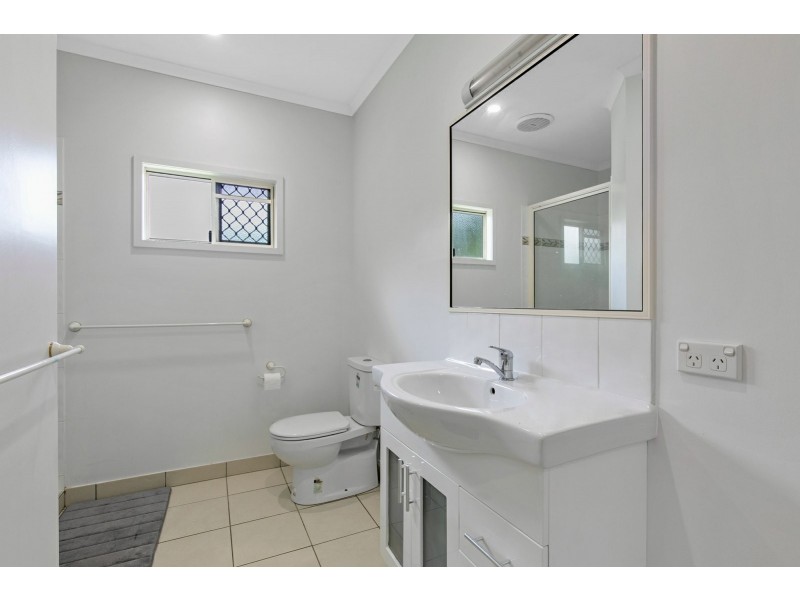 20 Ferngully Street, White Rock QLD 4868