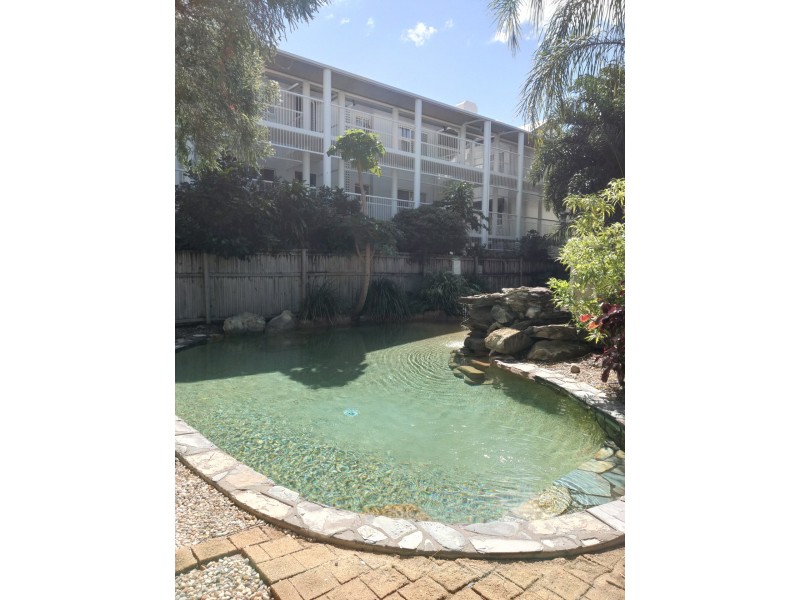12/215 McLeod Street, Cairns North QLD 4870