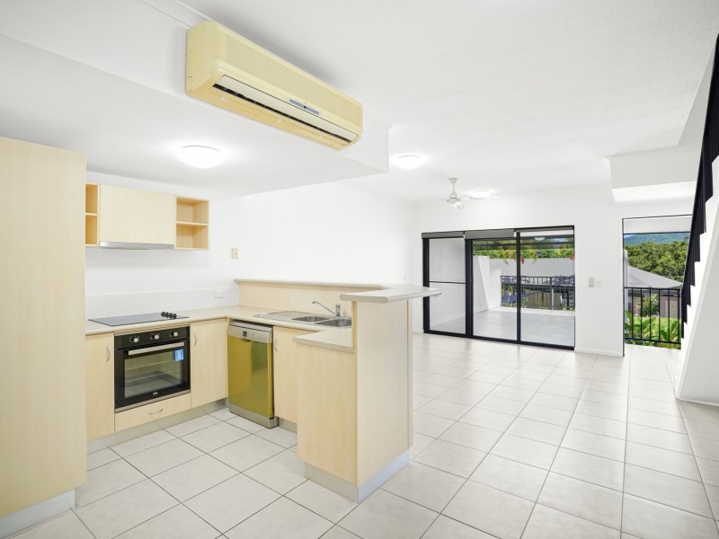 403/11-15 Charlekata Close, Redlynch QLD 4870
