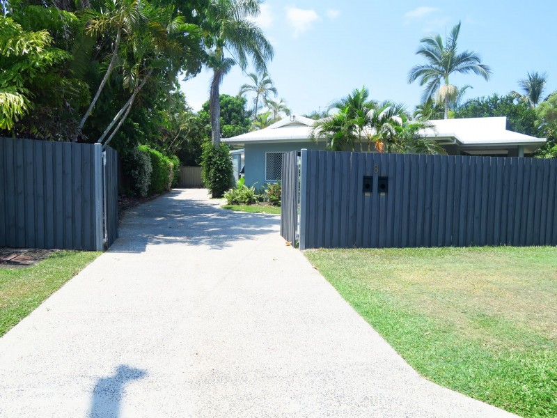 2/8 KAVIENG STREET, Trinity Beach QLD 4879