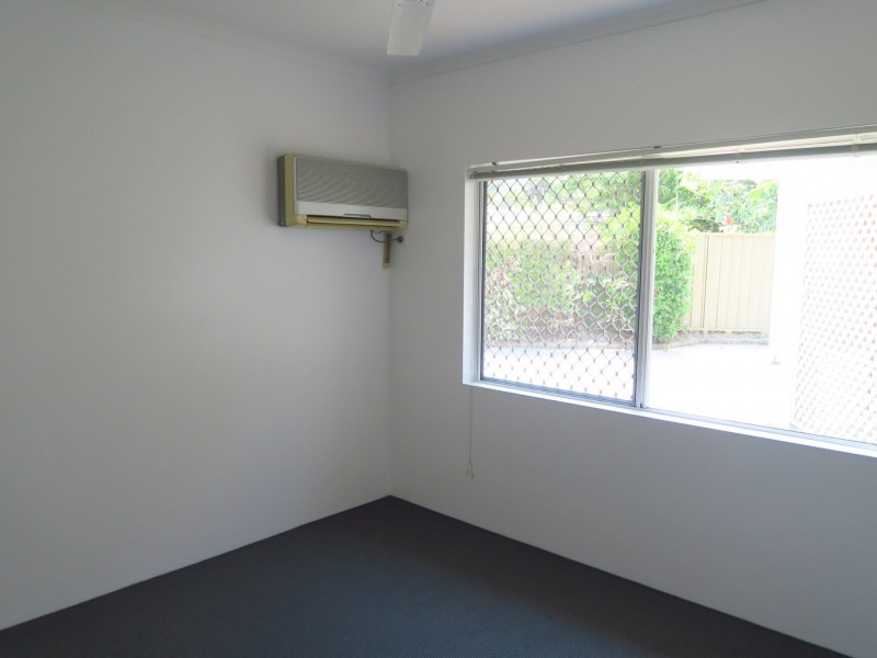2/8 KAVIENG STREET, Trinity Beach QLD 4879