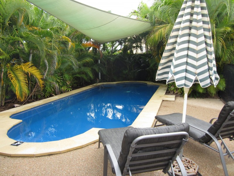 4/9 Grantala Street, Manoora QLD 4870