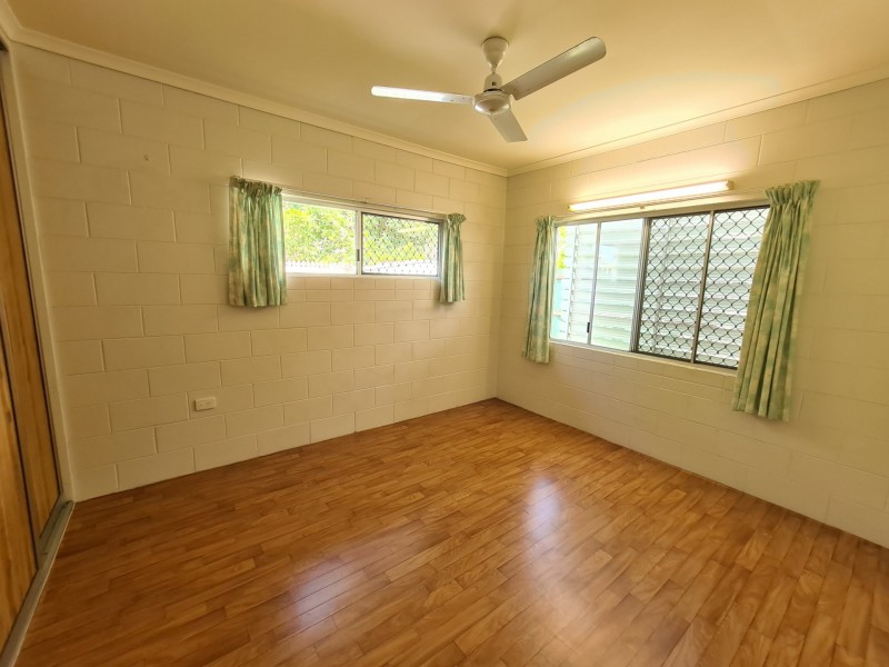 1/1 Holden Close, Whitfield QLD 4870