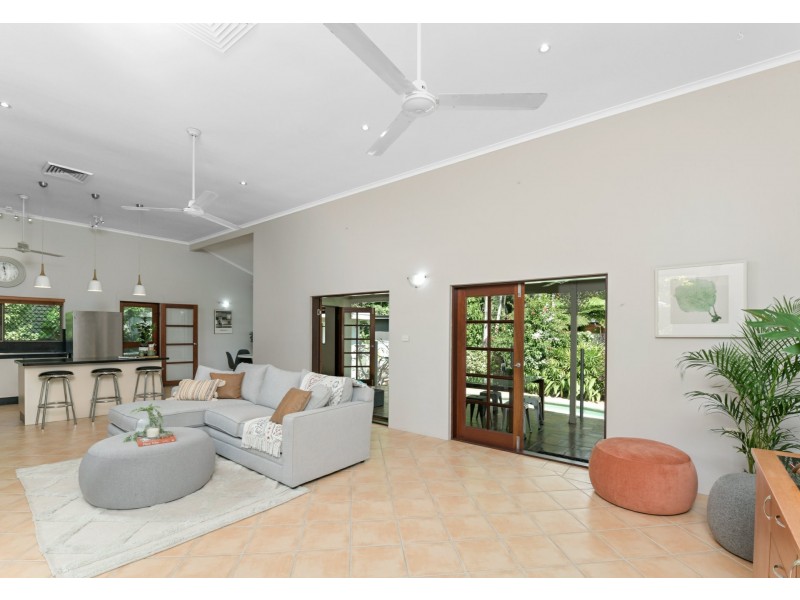 2 Benfer Court, Freshwater QLD 4870