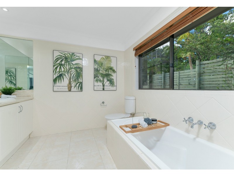 2 Benfer Court, Freshwater QLD 4870