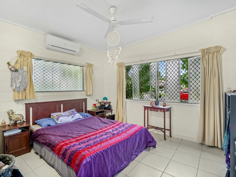 1 & 2/14 Mazlin Street, Edge Hill QLD 4870