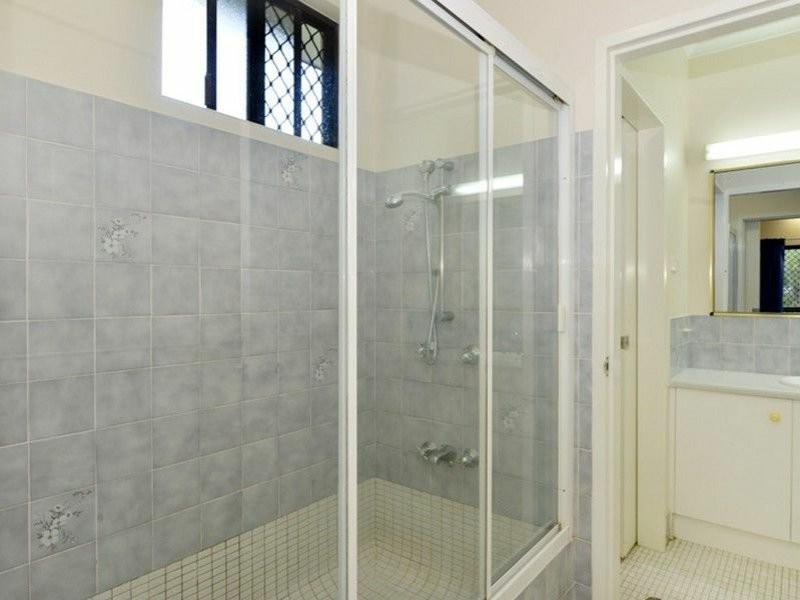 15 Hobson Drive, Brinsmead QLD 4870