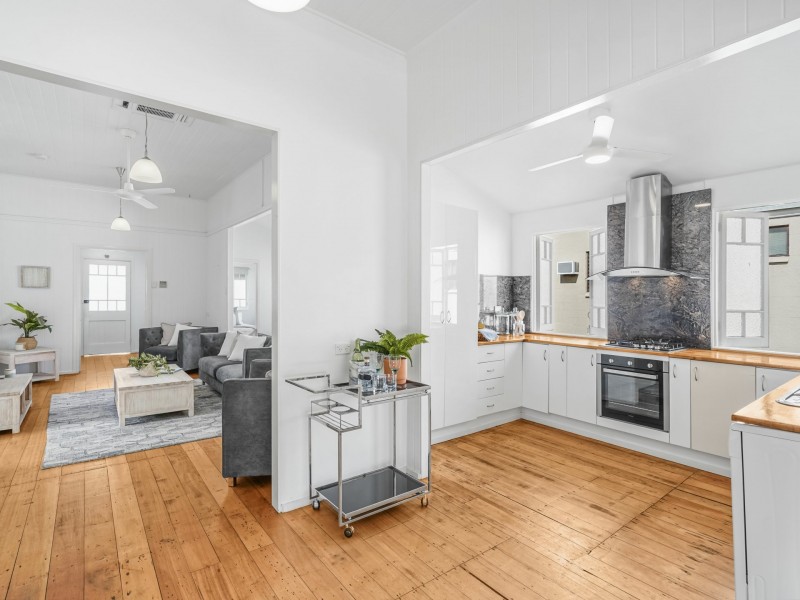 331 McLeod Street, Cairns North QLD 4870