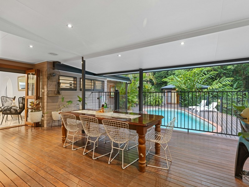 1-5 Cochrane Street, Stratford QLD 4870