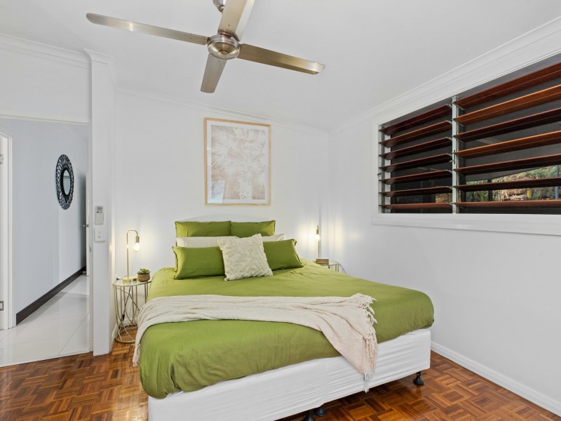 1-5 Cochrane Street, Stratford QLD 4870