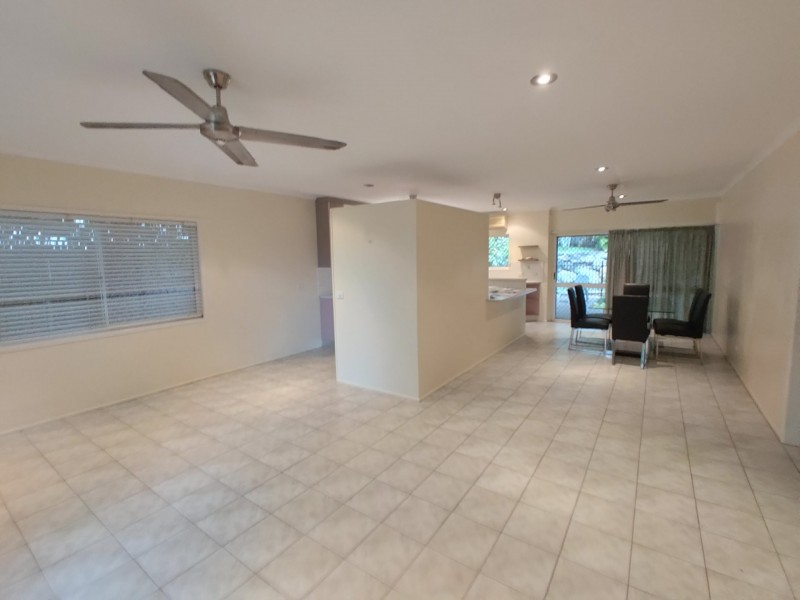 2 Tanganelli Close, Kanimbla QLD 4870