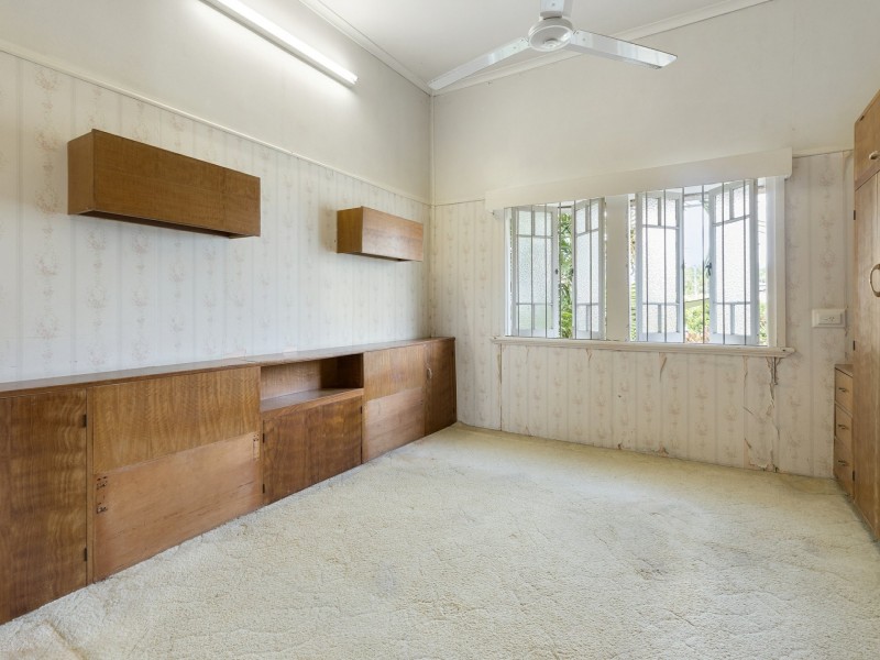 127 Collins Avenue, Edge Hill QLD 4870