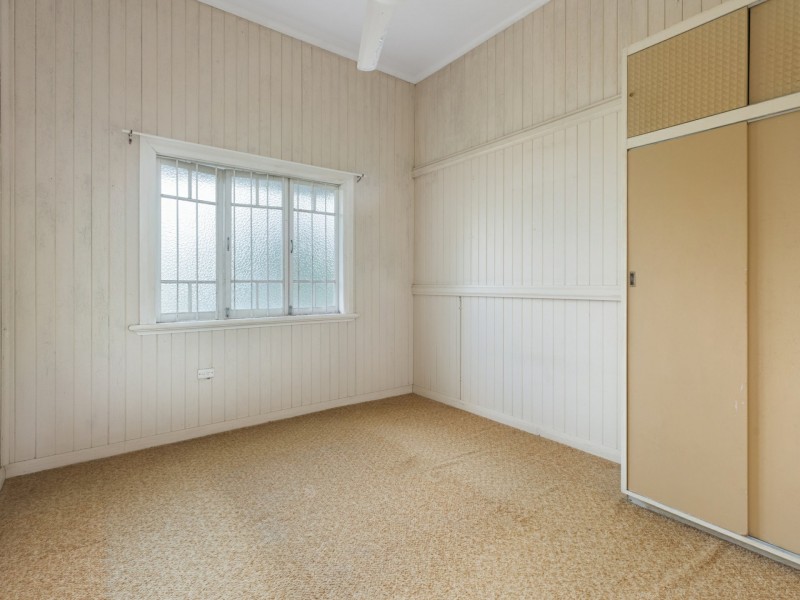 127 Collins Avenue, Edge Hill QLD 4870