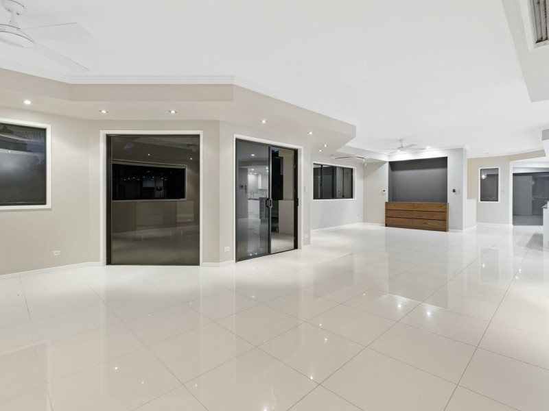 48 East Parkridge Drive, Brinsmead QLD 4870