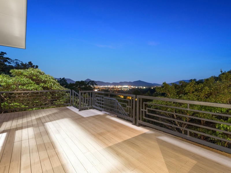 48 East Parkridge Drive, Brinsmead QLD 4870