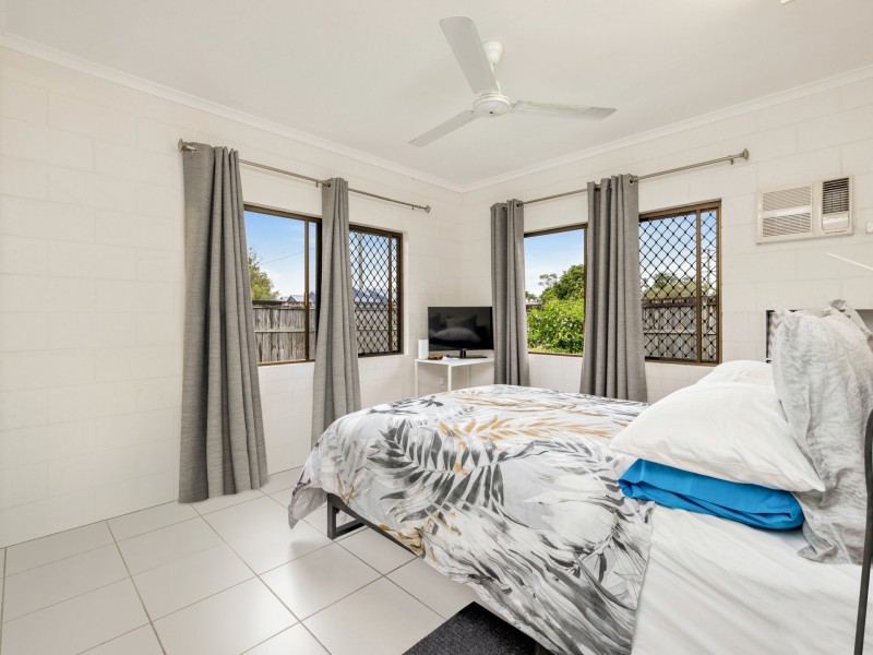 5 Turner Street, Whitfield QLD 4870