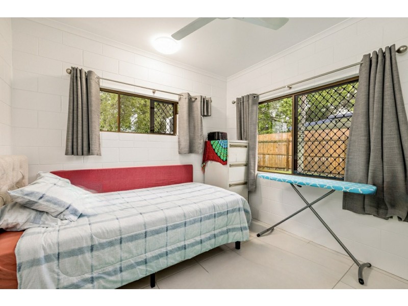 5 Turner Street, Whitfield QLD 4870