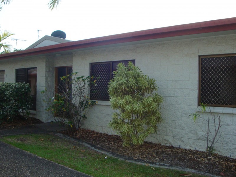 1/12 Springfield Crescent, Manoora QLD 4870