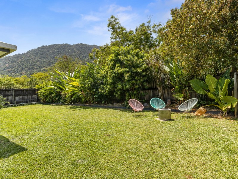 7 Scaglioni Street, Redlynch QLD 4870