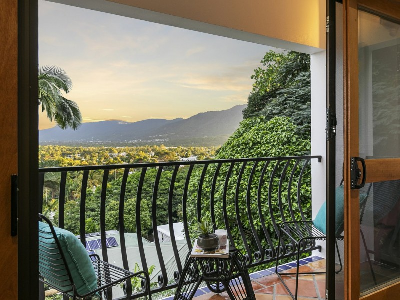 543 McCormack Street, Edge Hill QLD 4870