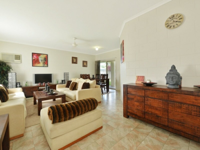 158 Timberlea Drive, Bentley Park QLD 4869