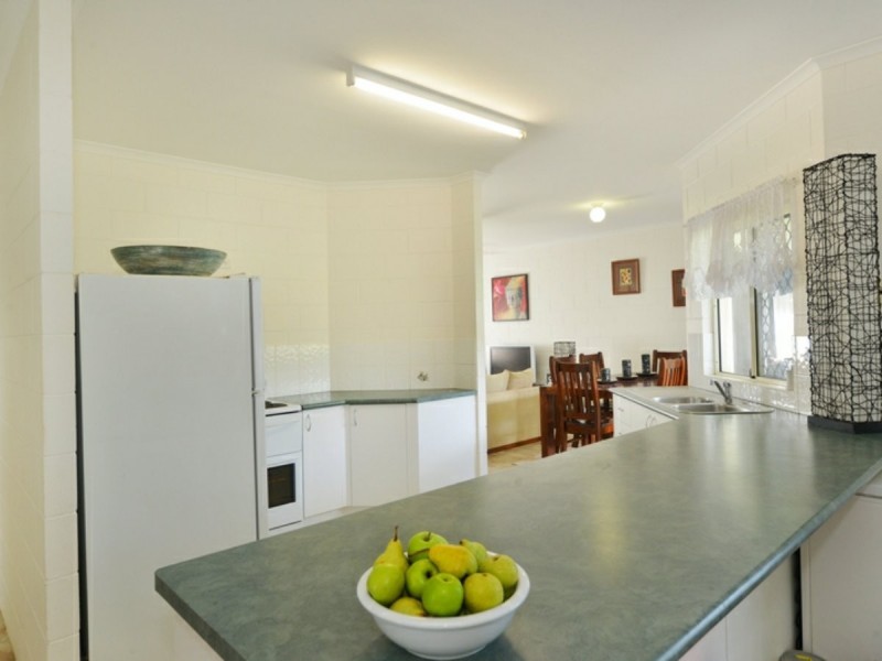 158 Timberlea Drive, Bentley Park QLD 4869