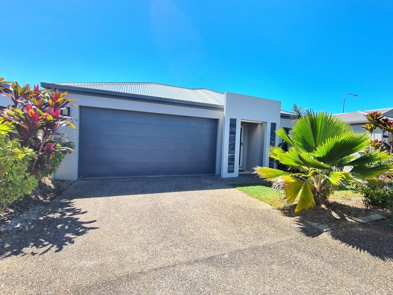 37 Ainslie Place, Smithfield QLD 4878