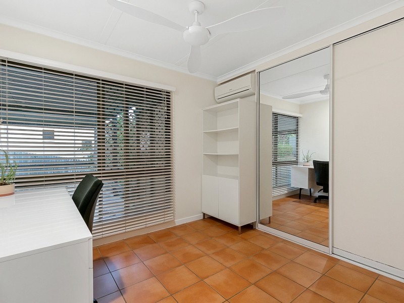 29 Hutchinson Street, Edge Hill QLD 4870