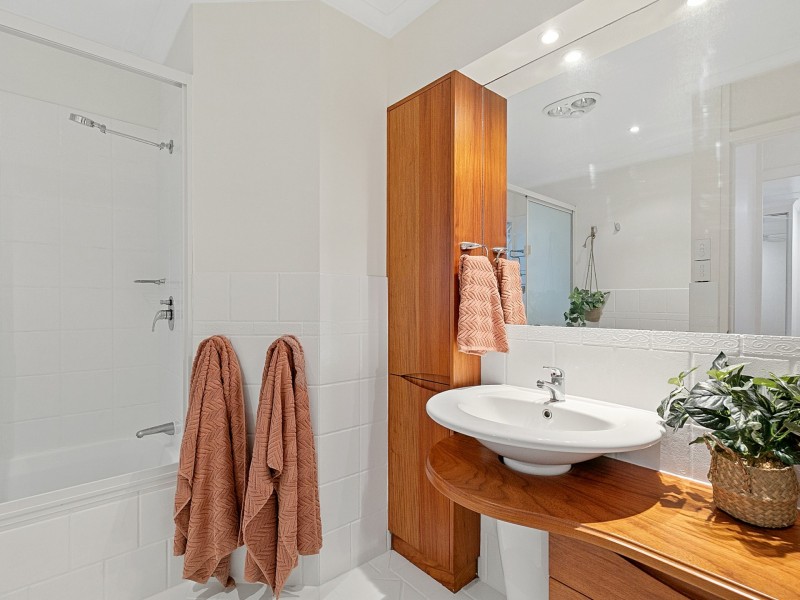 29 Hutchinson Street, Edge Hill QLD 4870