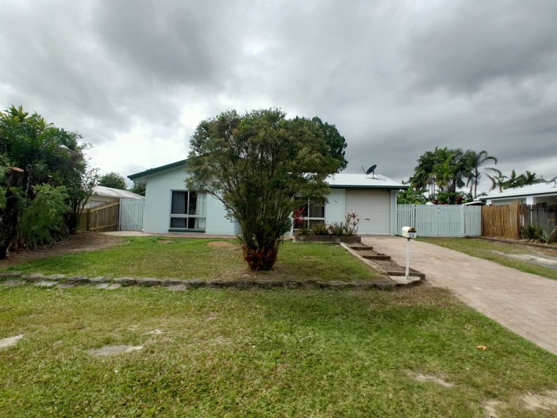 28 Leeuwin Crescent, Bentley Park QLD 4869