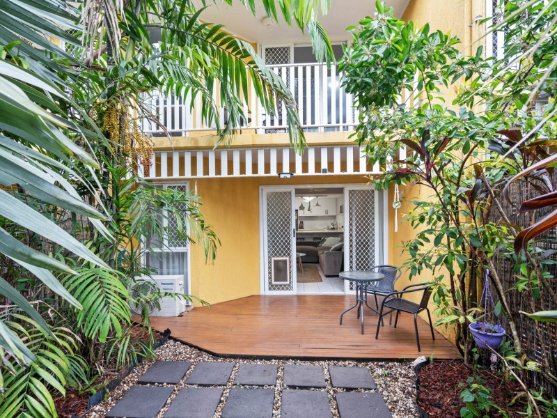 4/1 Springfield Crescent, Manoora QLD 4870