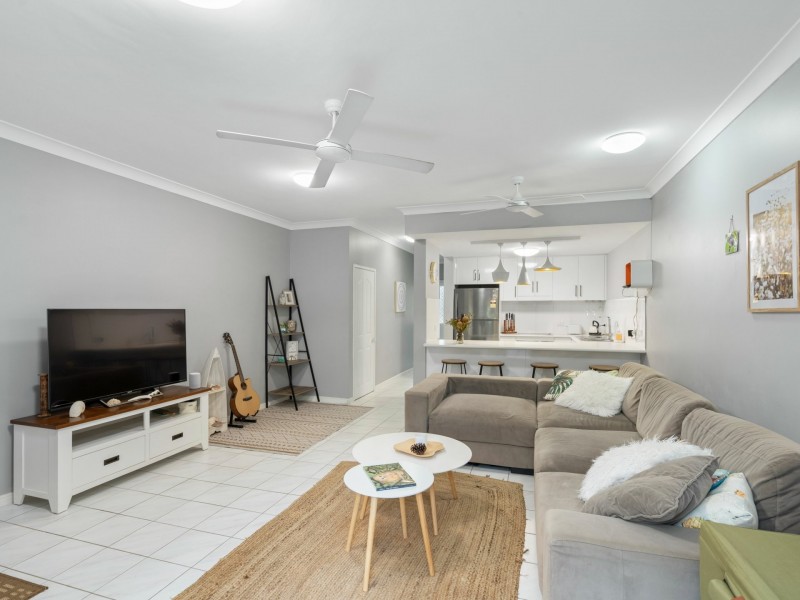 4/1 Springfield Crescent, Manoora QLD 4870