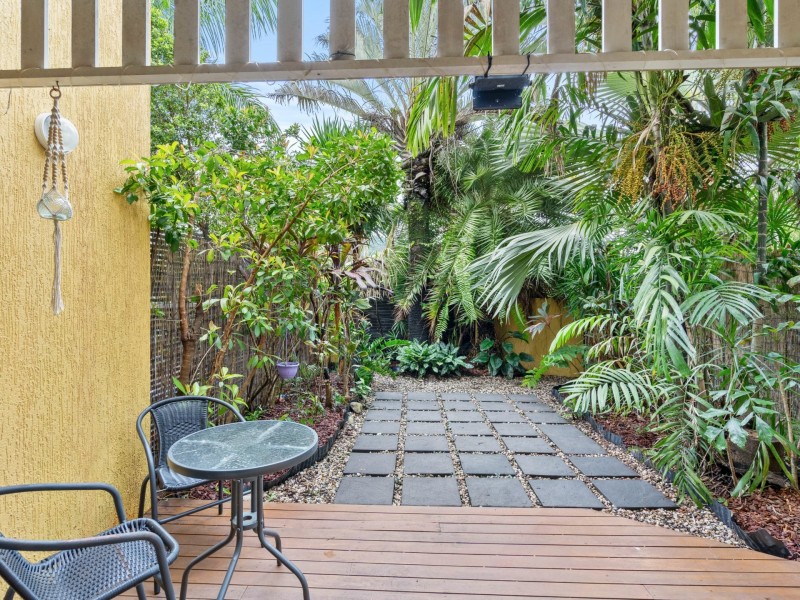 4/1 Springfield Crescent, Manoora QLD 4870